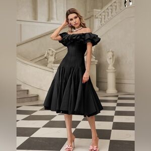NWT Mew Mews Gaelthar Off Shoulder Ruffle Midi
Dress In Black Size S
